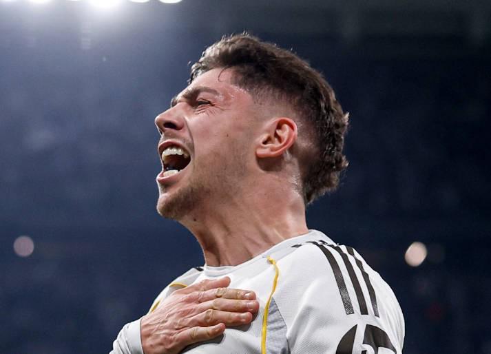 kaiyun-巴尔韦德vs曼城数据：完成帽子戏法，4抢断+3解围+1拦截