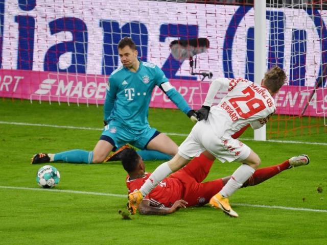 kaiyun-鸡哥临场换位帮拜仁填坑,帕瓦尔连坐板凳后又挨批